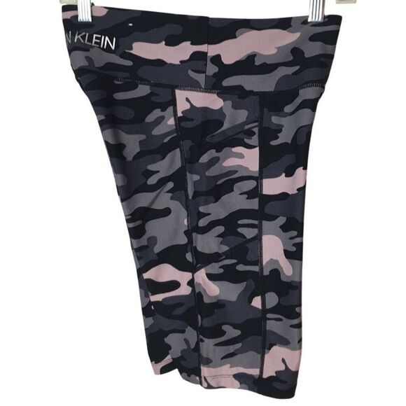 Calvin Klein Womens Athletic Shorts M Camo Print Biker Pockets Spandex Yoga - Picture 5 of 8